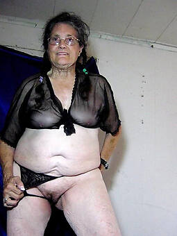 pictures of older women in panty