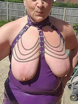 sexy saggy grandma tits truth or dare pics