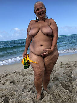 amature nude beach granny pics