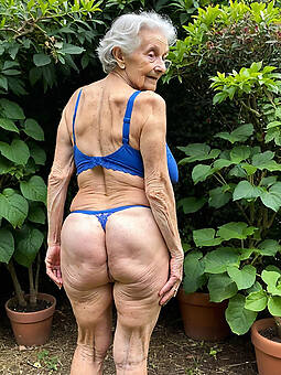 porn pictures of German old women butt