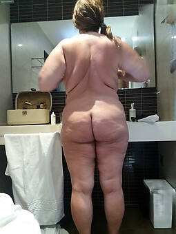 sweet granny ass nude photo