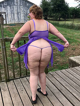 hot naked big booty grannie