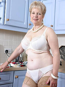 naughty lady grandma nude
