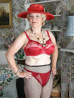 best naked lady gilf photo