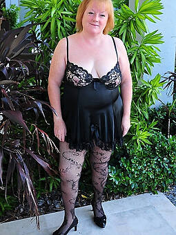sexy dressed old mature women pics